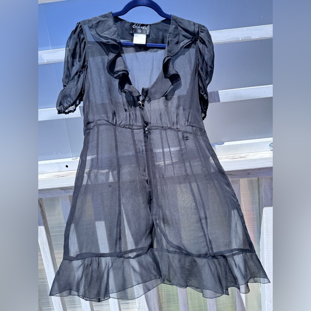 Authentic CHANEL Black Ruffled 100% Silk Blouse/Dress Size 40 Made In France